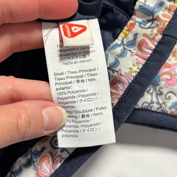 J Crew Quilted puffer lady jacket in Liberty Honeysuckle floral with PrimaLoft 2 - Picture 4 of 8